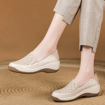 Calzado Ergonómico Femenino SalureComfort™ 2025 Amortiguación, Suavidad y Tecnología al caminar